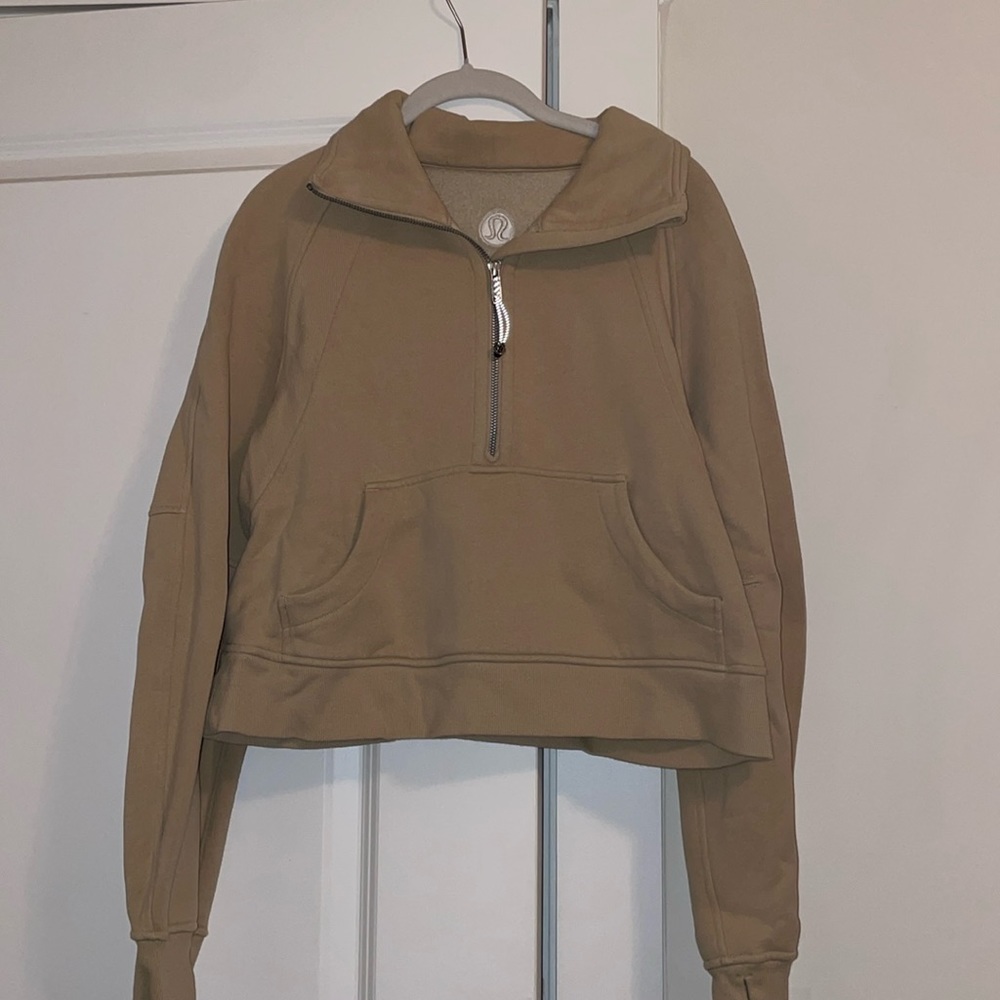 Tan lululemon scuba